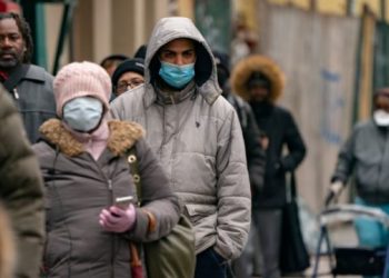 Tre të panjohurat e Covid-19 që po e komplikojnë kthimin në normalitet të shoqërisë njerëzore! Pse duhen mbajtur maskat