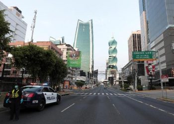 Ndodh ajo që nuk pritej, Panamaja ndan burrat nga gratë si masë për të luftuar koronavirusin