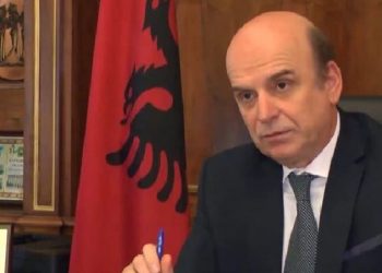 “E lehtë dhe me kosto të ulët”, ish-ministri: Ju tregoj dy opsionet më të forta për të shëruar Covid-19