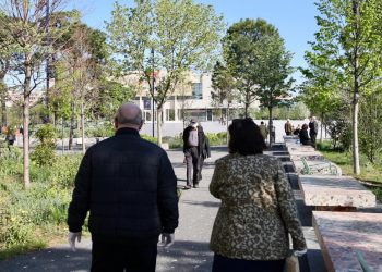 E shtuna e pensionistëve, Rama: Janë shembuj qytetarie në ditë të vështira (Foto+video)