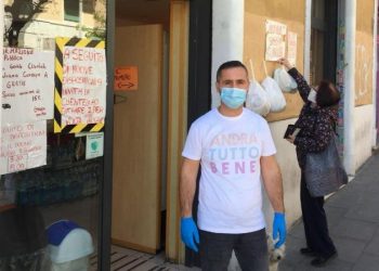 “Erdha këtu i uritur në ’98, sot dua të dhuroj bukë për ata që s’kanë”, gjesti fisnik i emigrantit shqiptar në Itali