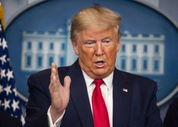 S’ka më viza drejt SHBA, Trump pezullon emigracionin për shkak të “sulmit nga armiku i padukshëm”