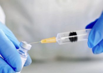 Bëni sa të doni teori, vaksina mbetet shpëtimi i vetëm nga izolimi