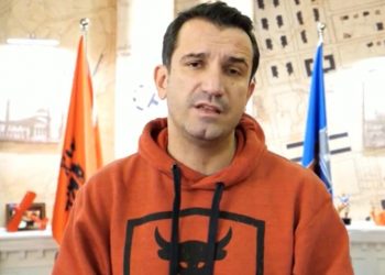 Veliaj jep lajmin e mirë për familjet në nevojë, Bashkia Tiranë fal qiratë e banesave sociale për marsin dhe prillin