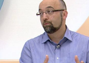 Flet mjeku që këshillonte Albin Kurtin: Moti i nxehtë na mbron nga koronavirusi