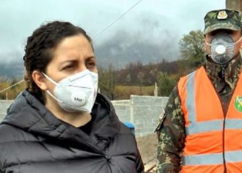 Ushtria shpërndan ndihma për familjet e dëmtuara nga tërmeti, Xhaçka: Së shpejti dhe banesa të reja