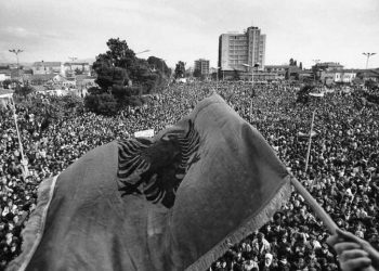 Hokatari i madh i demonkratizmit