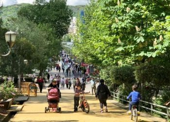 FOTOT/ “Liri dalje”, qytetarët dalin për pranverë