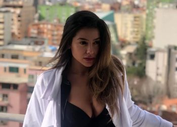 “U shtriva në krevatin e Xhodës. Ishte me brekë dhe…”, Arjola zgjedh “partner” këngëtarin shqiptar