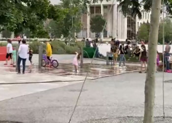 Video/ Vazhdon protesta në ish-TK por Rama tregon kryeqytetin