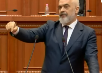 “Përgatitemi për sezonin turistik”, Rama jep lajmin: Brenda 10 ditëve vendi do të hapet tërësisht