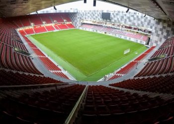 “Gjeni emrin”, faqja zyrtare e UEFA EURO 2020 publikon stadiumin “Air Albania”