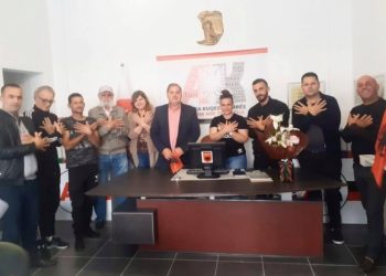 Kreshnik Spahiu lajmëron futjen e Aleancës Kuq e Zi në zgjedhje: Krijohet Poli i Tretë, kundër PD-LSI dhe PS