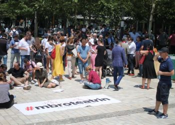 Çfarë teatri mbron tani “Aleanca për Mbrojtjen e Teatrit”?