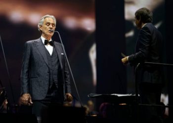 Befason Andrea Bocelli/ Dhuron plazmën për pacientët me COVID-19: Ja si e kalova virusin
