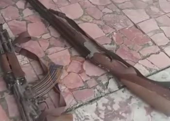 Kanabis dhe armë/ Arrestohet kryeplaku dhe 43-vjeçari në Dibër, në kërkim një i ri