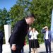 “Një popull nuk njeh robëri kur ka dëshmorë”/ Balla homazhe në Varrezat e Dëshmorëve në Elbasan