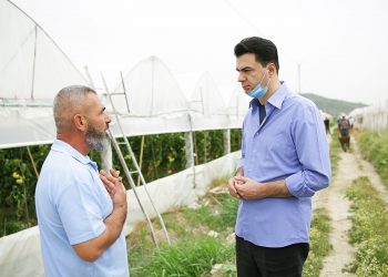 Basha takon fermerët e Divjakës: Fermerët janë lënë pa mbështetje, “Ramavirusi” po i rrënon