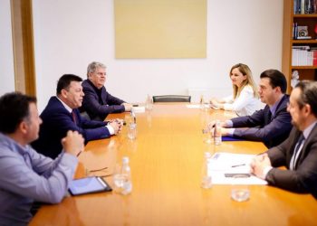 Basha takon drejtuesit e Shoqatës Shqiptare të Turizmit: Zbulohen 5 kërkesat për rimëkëmbjen e sektorit