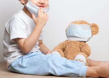 Mjeku shqiptar: Fëmijët nuk e transmetojnë koronavirusin