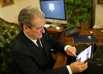 Fake News/ Degradon serish Berisha, akuzon Veliajn për kunatin imagjinar dhe pastaj fshin postimin