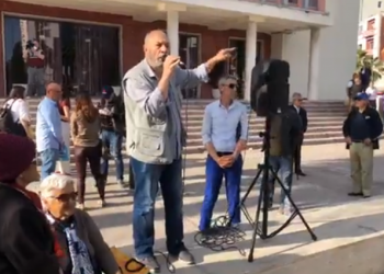 Lëvizja e re merr krah nga Meta, Budina thirrje nga Durrësi: Eja protestojmë, Presidenti do shpërndajë parlamentin