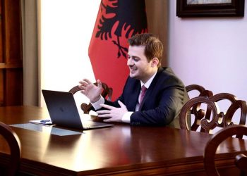 Cakaj bisedë me Ministren austriake Edtstadler: Në fokus lufta ndaj pandemisë dhe rruga e Shqipërisë drejt BE