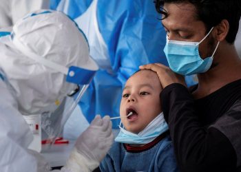 Koronavirus nuk prek fëmijët? Studimi britanik jep përgjigjet përfundimtare