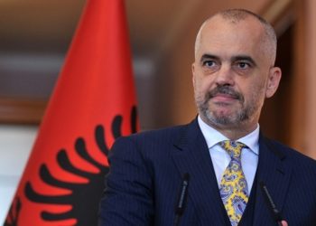 Pse kush zbaton ligjin, është “diktator” në Shqipëri?