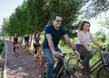 “Pedalo Tiranën”, Veliaj prezanton konkursin për përdoruesit e biçiketave dhe 3 çmimet për fituesit