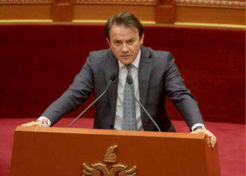 “PD është në krevat me PS, por ata të LSI…”/ Gjoni: Hajdari të rishikojë vendimin, lista të hapura ose të ikim…