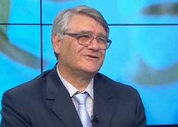 Kirurgu Hekuran Braho: Barazia e pagave te mjekët sjell dembelizëm, në fund të majit rinisin operacionet