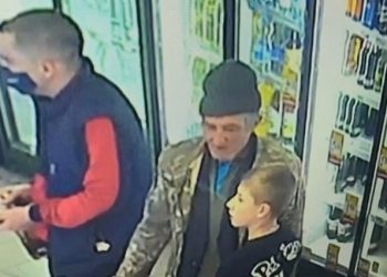 Ngjarje e rëndë/ E gënjeu me një pako ëmbëlsira, pedofili 59-vjeçar, përdhunon dhe më pas e vret 12-vjeçarin