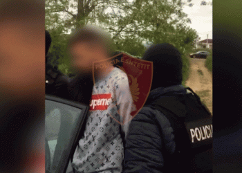 Lidhën kryefamiljarin dhe terrorizuan familjen në Zall-Herr, Gjykata lë në burg grabitësit