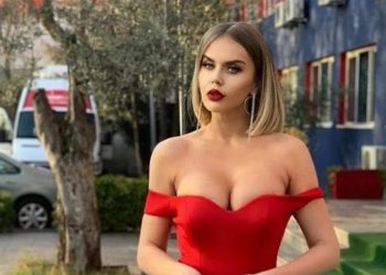 Kejvina Kthella në një romancë të re, shfaqet në krahët e reperit të njohur (Foto)