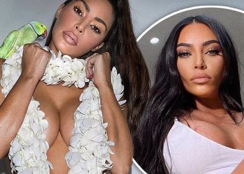 FOTO/ Kim Kardashian ‘godet’ sërish me poza topless
