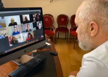 Rama: Ja kryetarja, se na çmendën/ Rakacolli: Sa duhet të jenë rastet ditore, që do frenojnë heqjen e kufizimeve