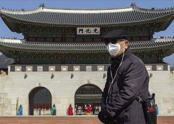 Rikthehet frika në Korenë e Jugut, regjistrohen 100 raste të reja me koronavirus