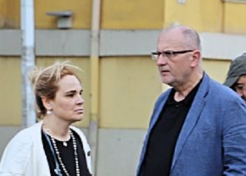 Kryemadhi ‘lan duart’ për Teatrin: Kam 48 orë pa gjumë! Turnin tim e bëra me dinjitet