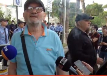 Aktori Mehdi Malkaj në lot: Hiena e grabitqarë, iku një histori e bukur ndërsa populli shqiptar fle në gjumë