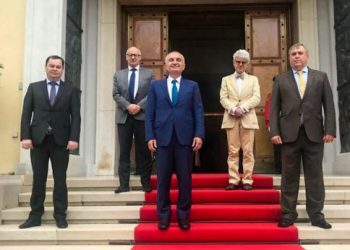 Nga hapja e kufijve tek sjellja e turistëve, zbardhen detajet e takimit të Metës me 4 ambasadorët e vendeve të BE