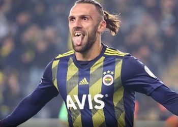 Muriqi në “lupën” e gjigandëve europianë, Igli Tare fiksohet pas sulmuesit kosovar