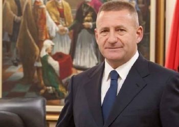 Nard Ndoka flet i bindur: Kemi gjetur kryeministrin e ardhshëm, është Lulzim Basha