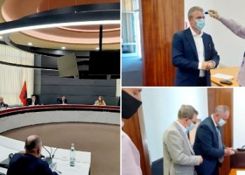 Maska, doreza dhe matje temperature/ ‘Prapaskenat’ e takimit për Reformën Zgjedhore, reagon edhe OSBE