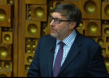 Palmer flet për krizën politike në Kosovë: Nuk mbaj asnjë anë, të formohet sa më parë një qeveri