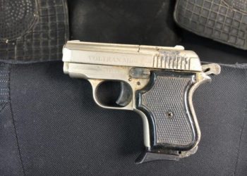 Kërcënoi se do ta vriste një person dhe tentoi të largohej kur pa policinë, parandalohet krimi në Mirditë, bie në pranga një i ri