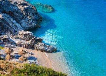 Pasojat nga COVID/ Shqipëria, ndër vendet me varësi më të lartë nga turizmi në botë