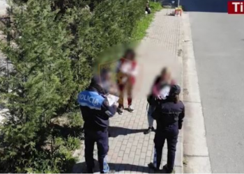 Policia bën bilancin e orëve të fundit: Jepen 5 mijë gjoba për qytetarët, hiqen qindra patenta