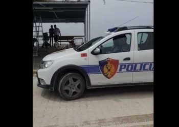 Ndalohen qytetarët të bëjnë plazh, policia dhe Delta Forcë ‘zbarkojnë’ në bregdetin e jugut