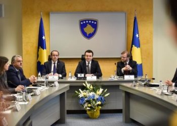 Qeveria Kurti shkarkon edhe një bord në mesnatë
